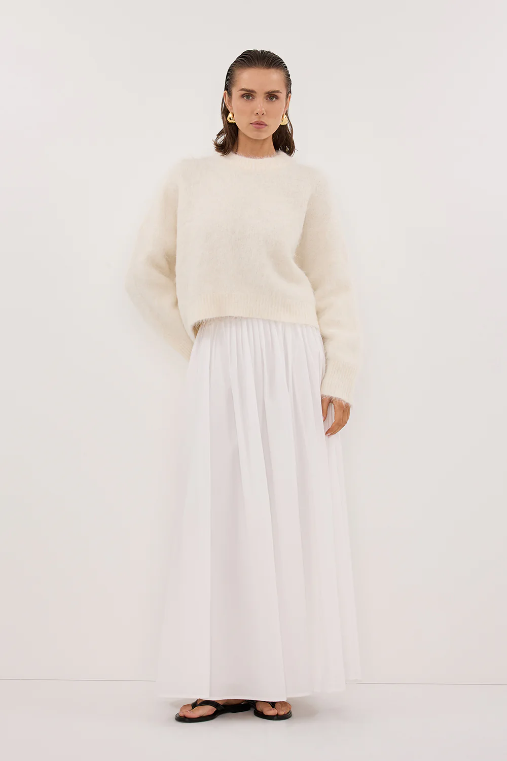 SALMA IVORY TUCK SLEEVE JUMPER - Gamepaces
