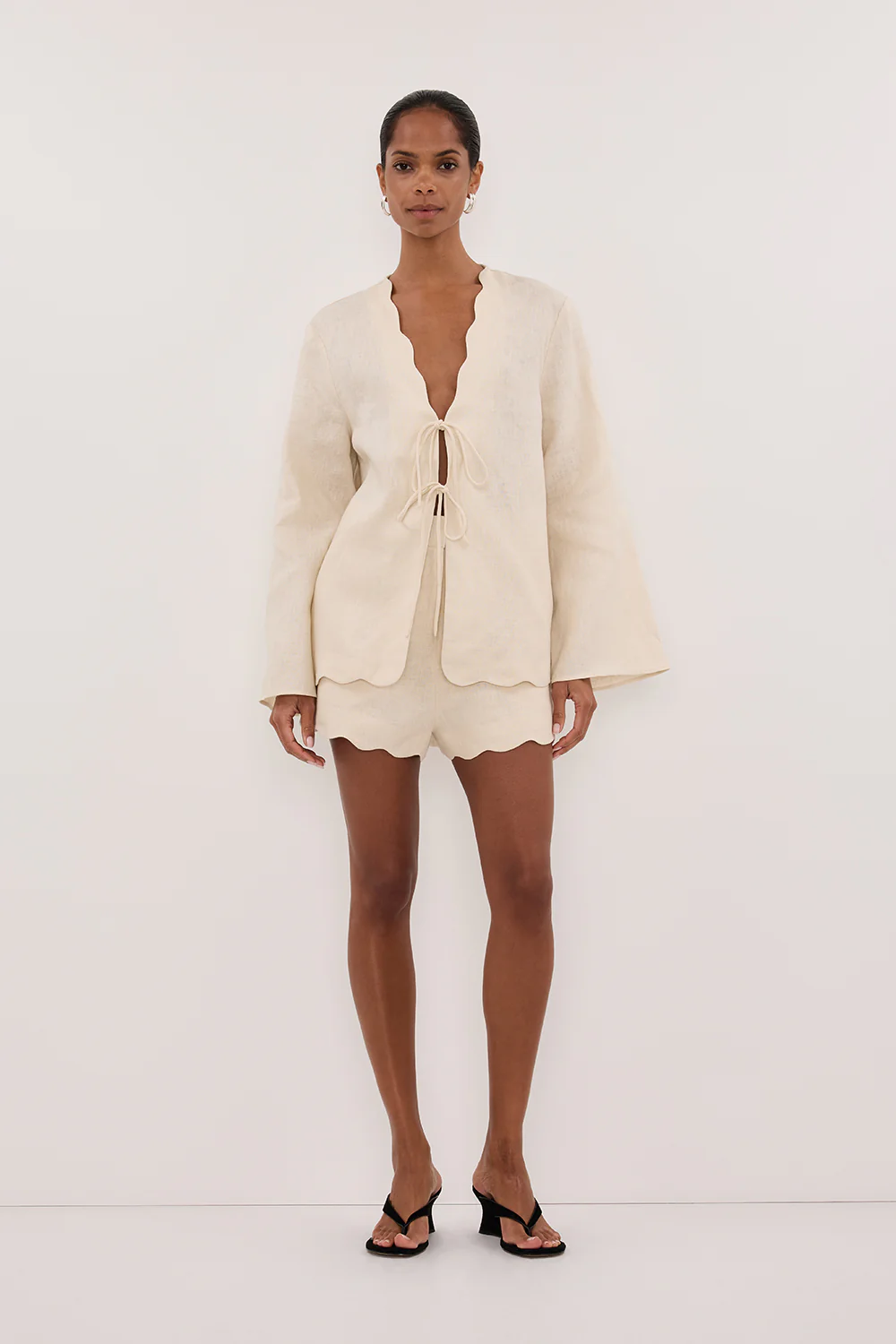 LELA SANDSTONE LINEN SHORT - Gamepaces