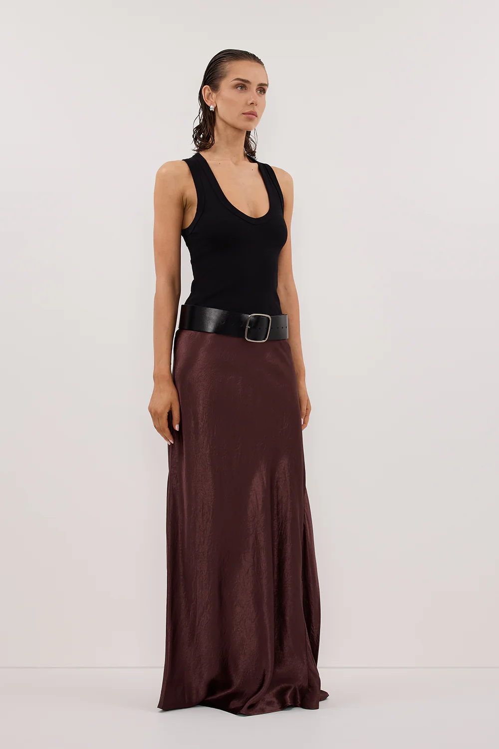 YASMIN BLACK SLEEVELESS KNIT TANK - Gamepaces