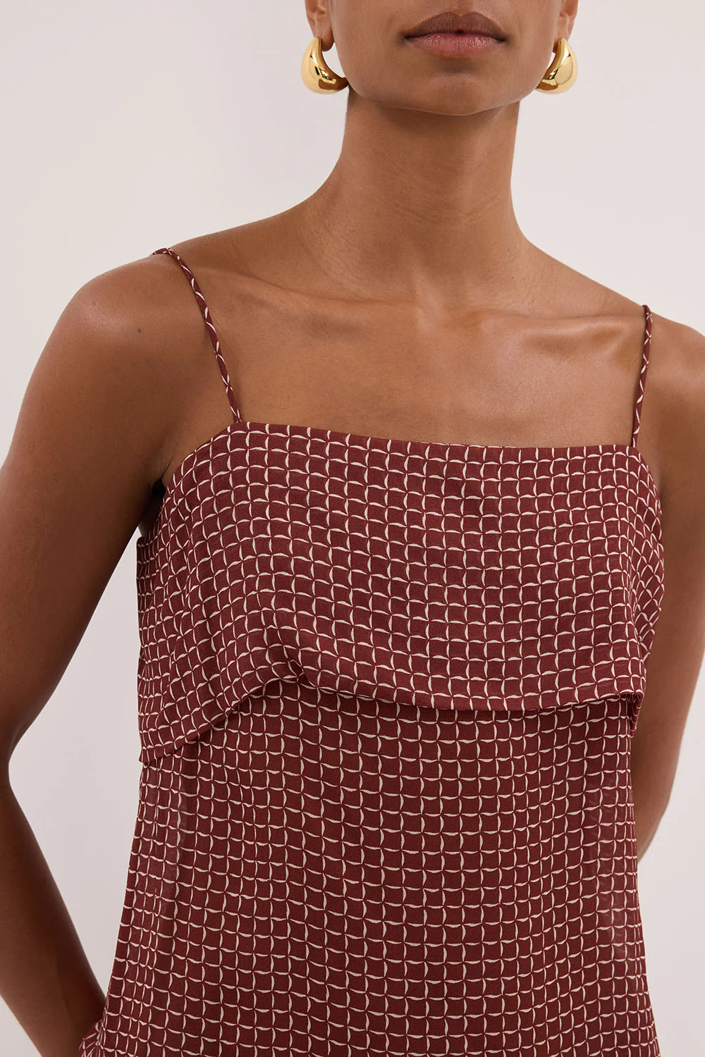 TIA SAHARA SLEEVELESS MICRO CHECK CAMI TOP - Gamepaces