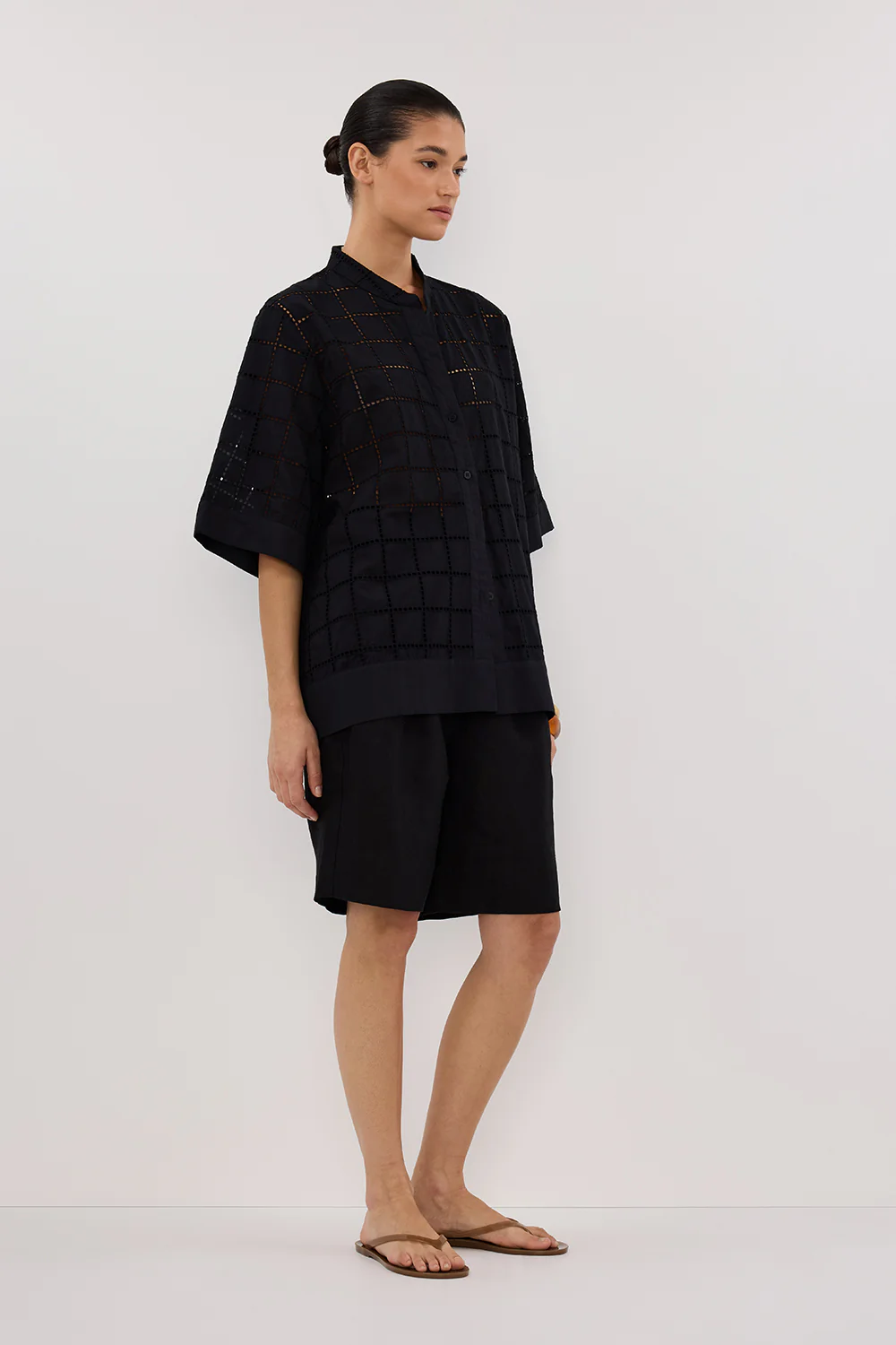 OWEN BLACK SLEEVED BRODERIE SHIRT - Gamepaces