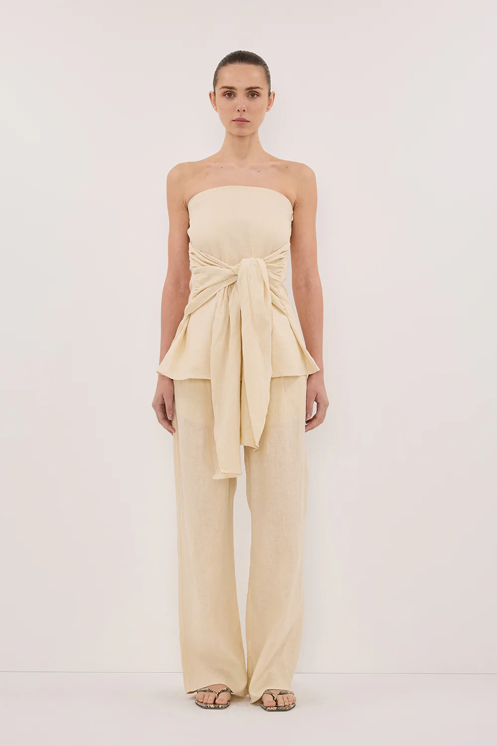 PIPPY BUTTERMILK LINEN STRAPLESS TOP - Gamepaces