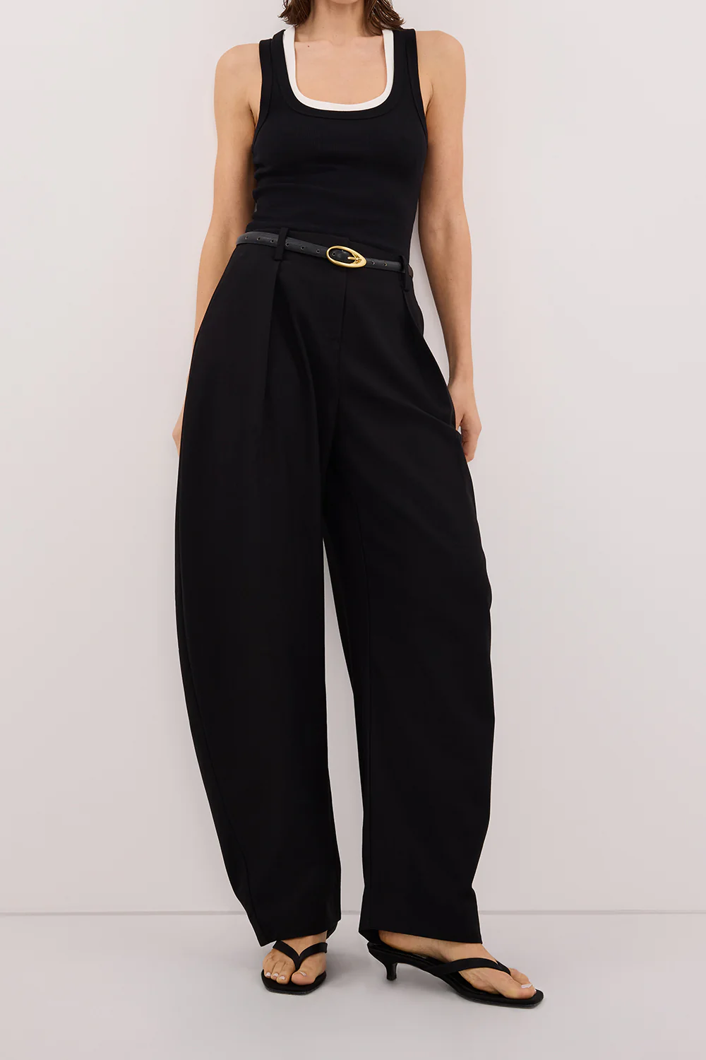 ROMY BLACK BARREL LEG TAILORED PANT - Gamepaces
