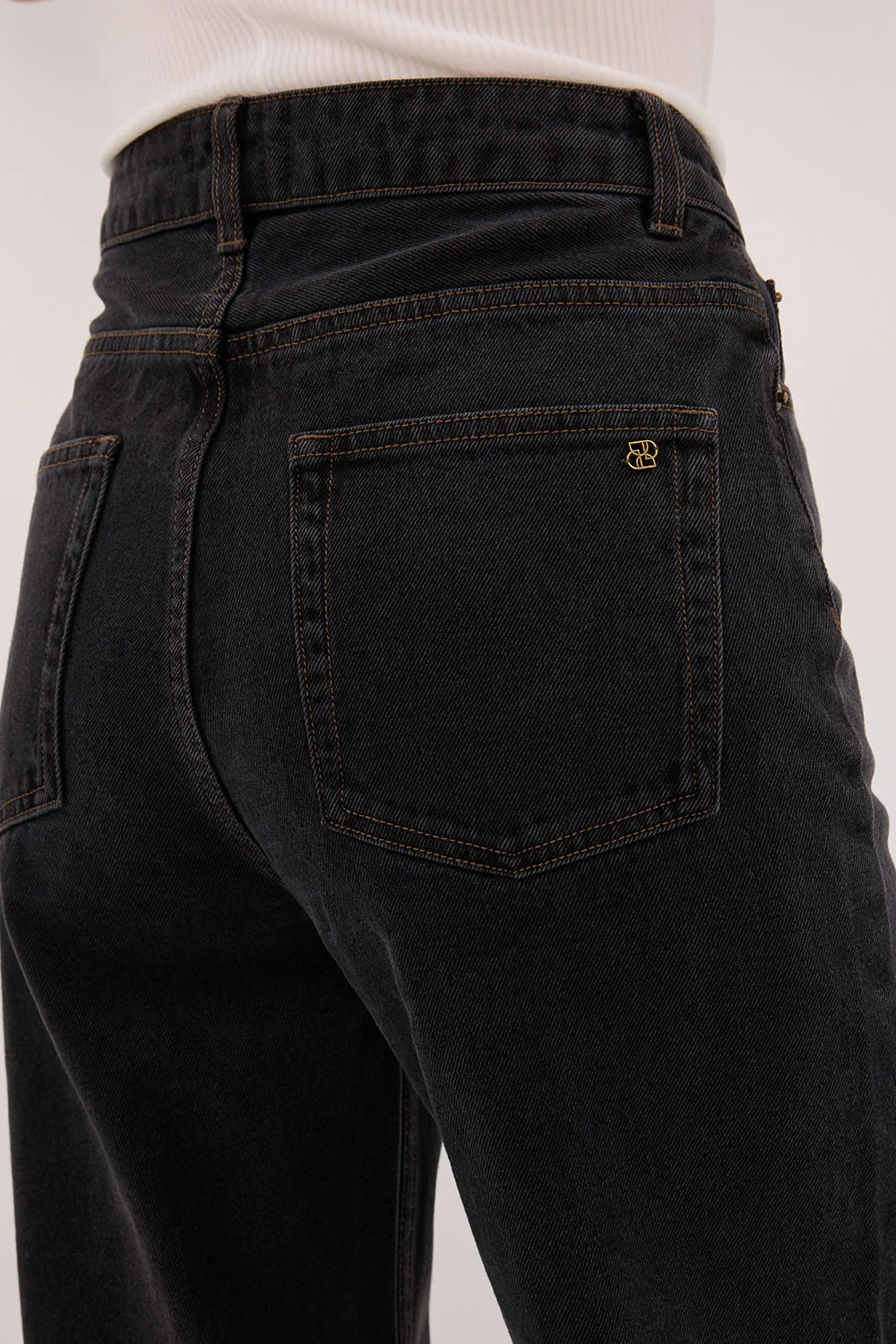 WESTIN BLACK RINSE STRAIGHT JEAN - Gamepaces