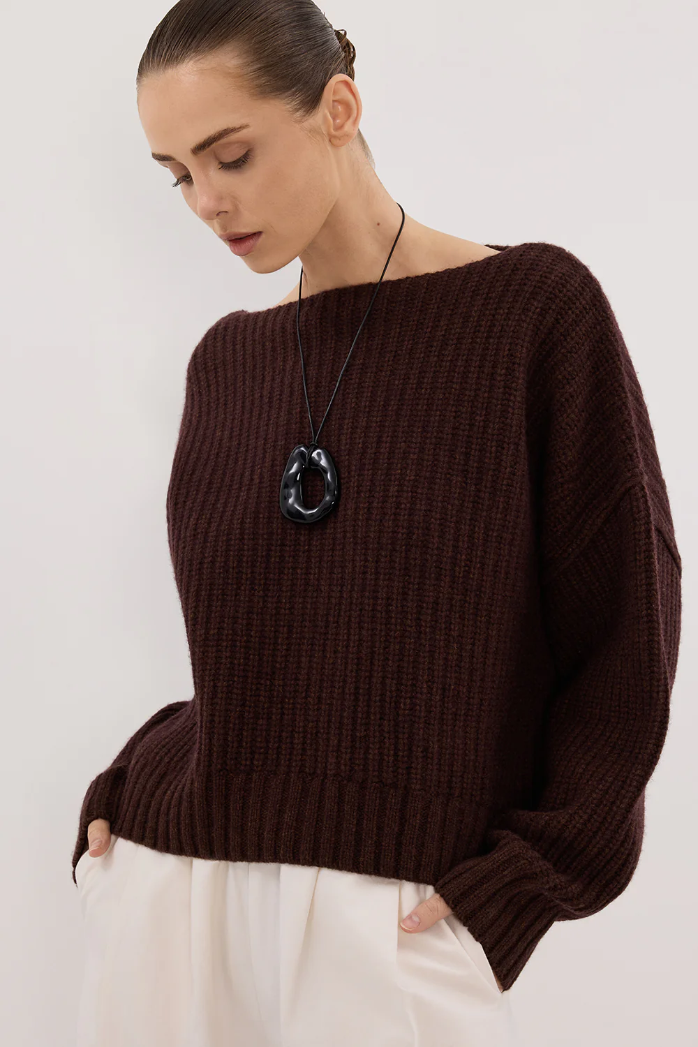 LIN CHOCOLATE BOAT NECK KNIT JUMPER - Gamepaces