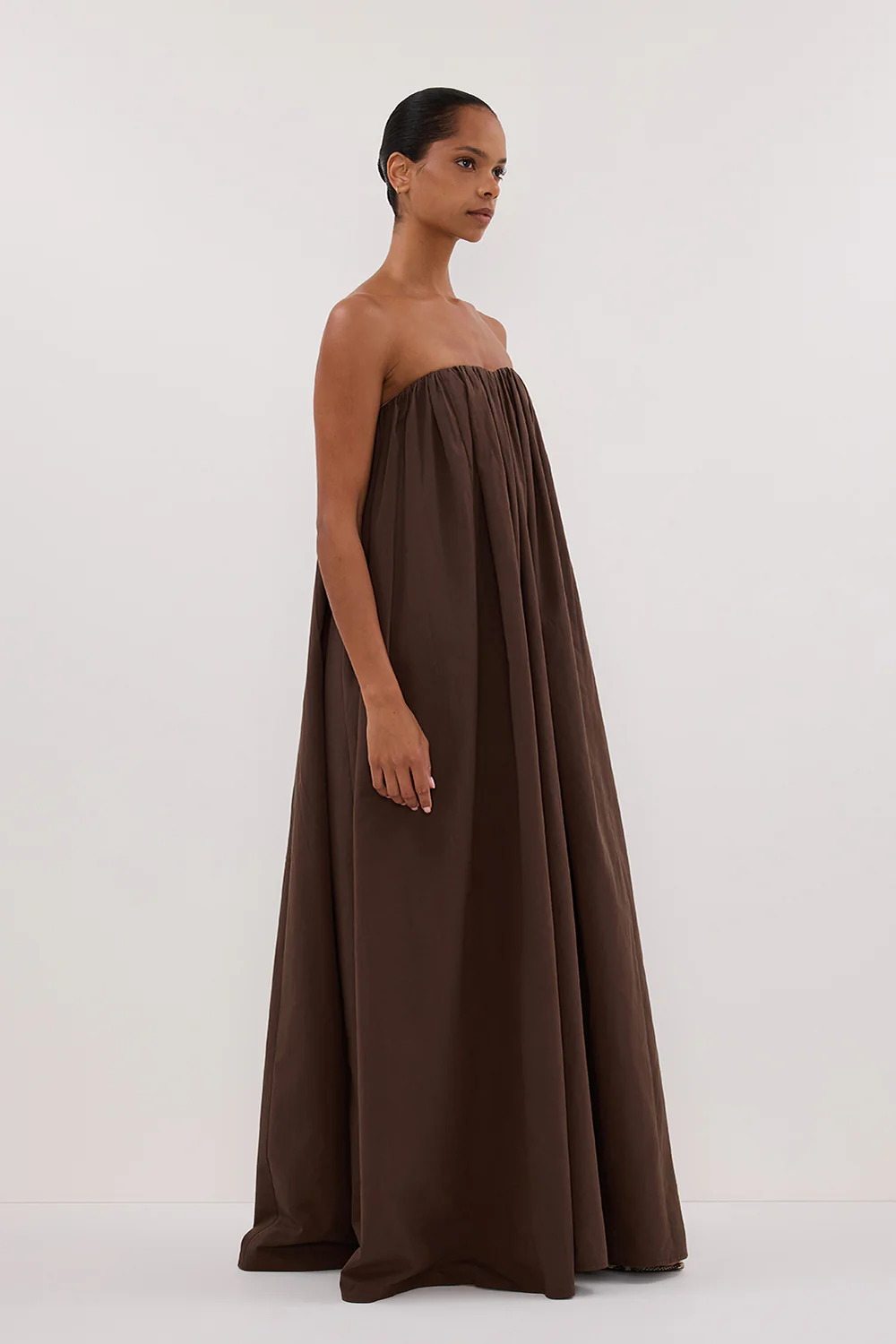 ROISIN BITTER CHOC COTTON STRAPLESS MAXI DRESS - Gamepaces