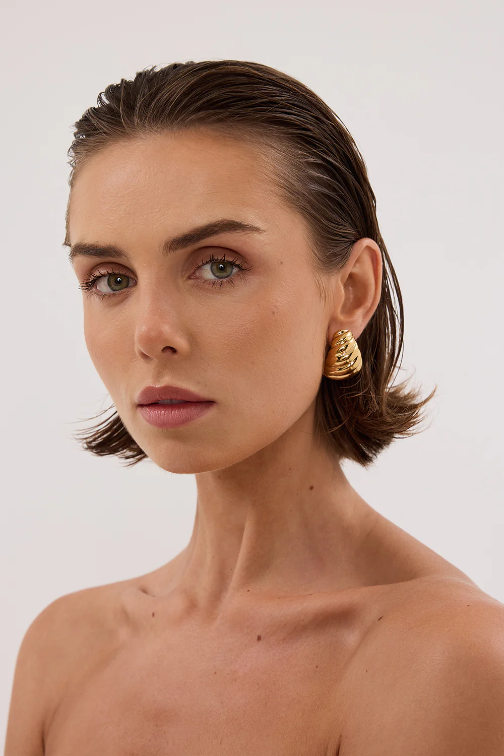 HEAVEN MAYHEM SHELL EARRING GOLD - Gamepaces