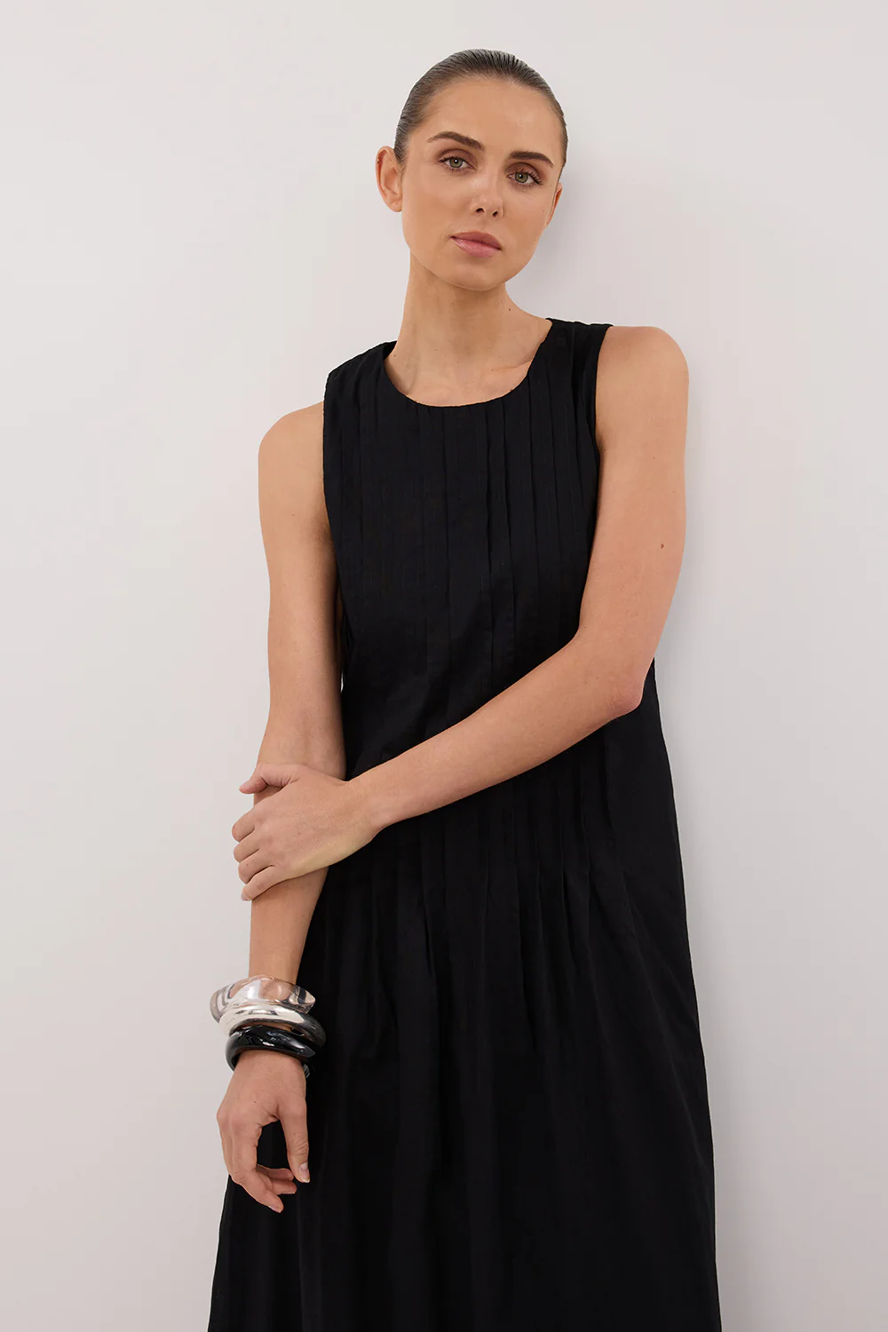 MILO BLACK LINEN BLEND MIDI DRESS - Gamepaces