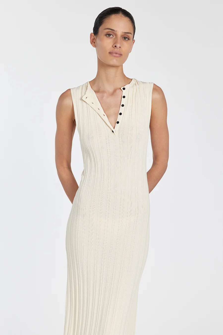 SYLVIA CREAM SLEEVELESS MAXI DRESS - Gamepaces